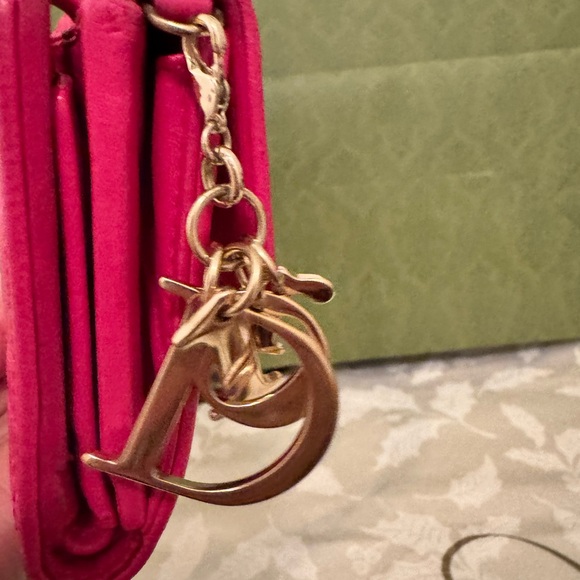 🔥 SOLD 💝Christian Dior Pink compact wallet, 
With card slots and money & ID
Soft - Picture 13 of 16